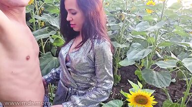 Caught Red Handed Stepfather Sneaks Rough Creampie Blowjob in Sunflower Field