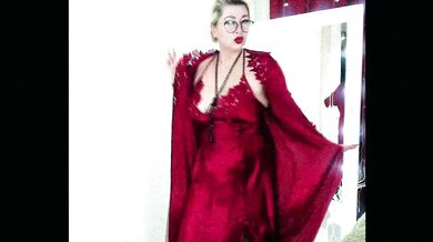 Aimee Hot MILF Extreme Rough Sex Cowgirl Dildo Foot Job Dance