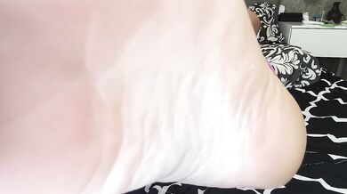 My fat BBW latina pusssy got destroyed by monster dildo until this happened