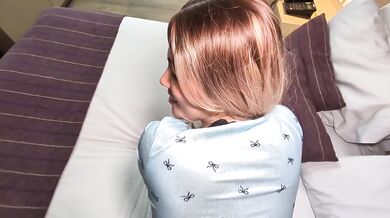 Latin MILF stepmom shares bed roughs steppie between plump ass cheeks doggy style