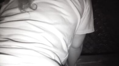 Cogiendo en el monte hasta una mamada violenta MILF amateur
