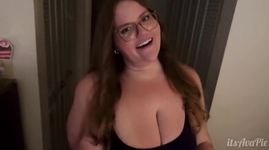 Coworker's creampie homewrecker BBW slut takes dildo hard