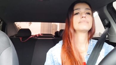 Motorista pega passageiro se masturbando no carro Uber