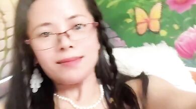 Cute Petite Asian Babysitter Gets Shaved Solo