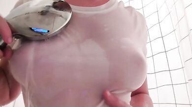 18 year old girl takes shower cumming hard with solo female orgasm