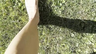 Mountain lake foot cumshot hands solo verif