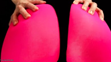 Pink pantyhose dildo rips my stretched ass raw
