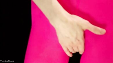 Pink pantyhose dildo rips my stretched ass raw