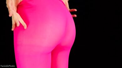 Pink pantyhose dildo rips my stretched ass raw