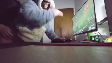 Furry eGamer gets fucked hard while streaming league of legends