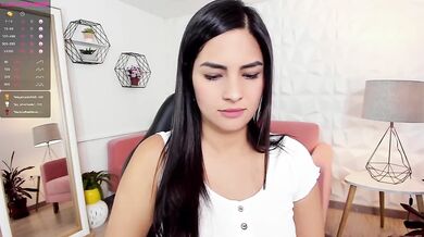 Bushy Coño Soaks Quick Hidden Stream Toy Tease Latina Cumshot