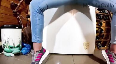 Cameltoe Jeans Tease Pissing Pee Play Wet Denim No Panties Slut Drips