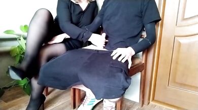 Pulled out my dick for the hot milf wearing black pantyhose