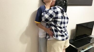 Kneeling slut destroys stepsis with rough lesbian cunnilingus face fuck