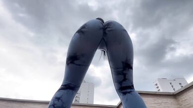Workout makes me super wet and I totally agree SWEET KIMI riding a huge dildo