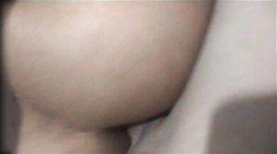 Anal brutal abre a bunda da dona de casa MILF gozada