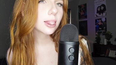 Kitsykats redhead ASMR licks mic then spits for you to cum
