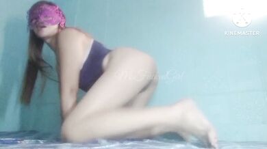 Pinay solo takes over wild deepthroat and doggystyle till she's dripping gushy cum