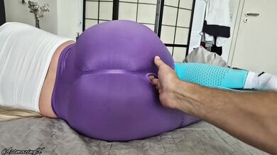 Step sister busts me jacking off and I fuck her raw through her holey leggings