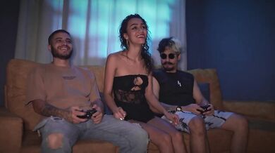 Cuckold boyfriend catches us anal fucking his latina girlfriend in threesome heaven