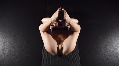 Yoga gal gets destroyed releasing hidden tension with orgasm