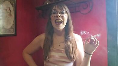 Smoking hot milf Ms Thrope’s filthy confession