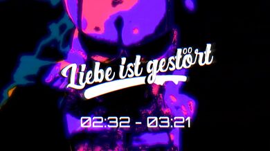 German DJ destroys her on the dancefloor bouncing techno freakshow