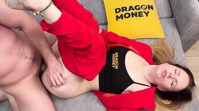 Experimental therapy gets her filthy mouth on the blonde psychologist