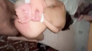 My girlfriend's friend's culona de perrito raw real fuck