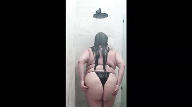 Beach Shower with BBW Big Tits Soaked and Gushing