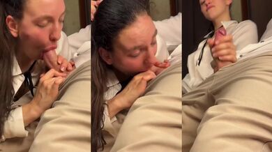 Public right at the LECTURE Sloppy deepthroat under the table