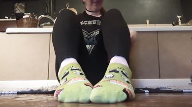 Foot Goddess Ruins Your Slobbering Mouth With Her Fetid Flesh