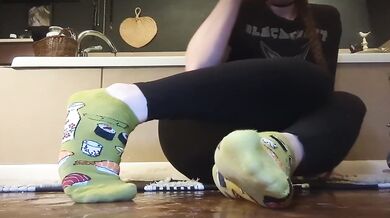 Foot Goddess Ruins Your Slobbering Mouth With Her Fetid Flesh