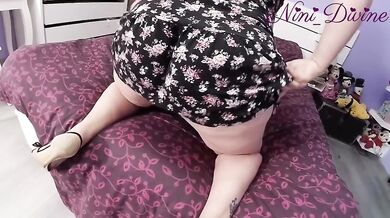 My stepsister shakes her big natural tits while I fuck her fat white ass doggy style