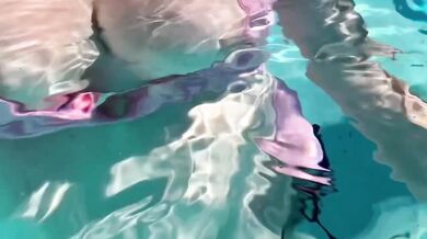 Underwater Bikini Big Boobs Italian Milf Fetish Wet Tits