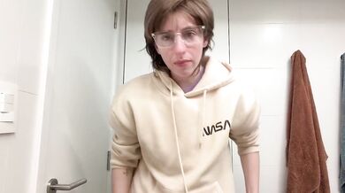 Porn girl vlog morning routine nude changing room solo brunette
