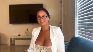 Hot Asian Hotwife Necks BBC During Sex Therapy