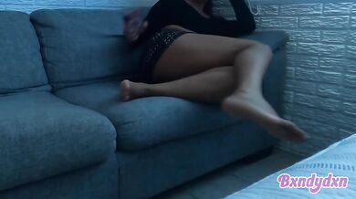 Latina sofaslut POV gets ruined on her phone