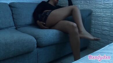 Latina sofaslut POV gets ruined on her phone