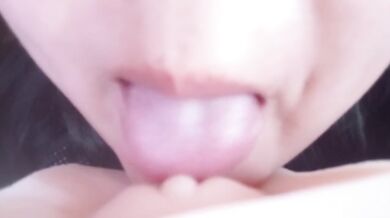 Japanese woman licking and rubbing her shaped toy to climax
