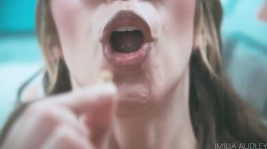 Giantess Futa Crushes Cock Vore Fetish Pounding Ass Worship