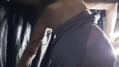 Teasing MILF wife ignored cumshot while sucking her Asian cock
