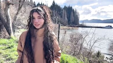 Cubana engaña a su novio con un mexicano de polla gruesa cabalgando duro