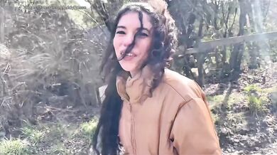 Cubana engaña a su novio con un mexicano de polla gruesa cabalgando duro