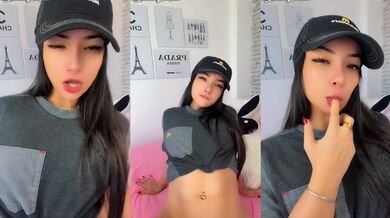 Latina attendant Emanuely Raquel gets fucked in restaurant break POV
