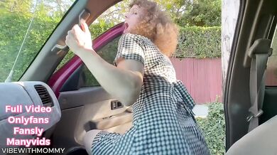 Venice Beach MILF Milks Stranger Bareback Flips Condom Glazes Big Ass
