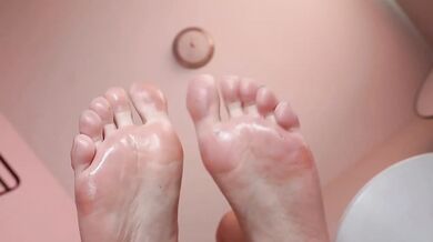 Under My Feet Fetish Femdom Asian Oil Findom Worship BBC Beta