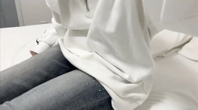 Skinny Jeans Stretched Wet Messy Japanese Solo Masturbation