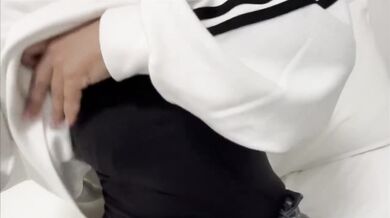 Skinny Jeans Stretched Wet Messy Japanese Solo Masturbation
