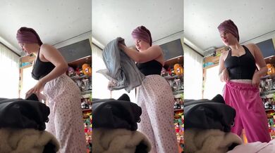 Big tits slut gushing while masturbating on camera